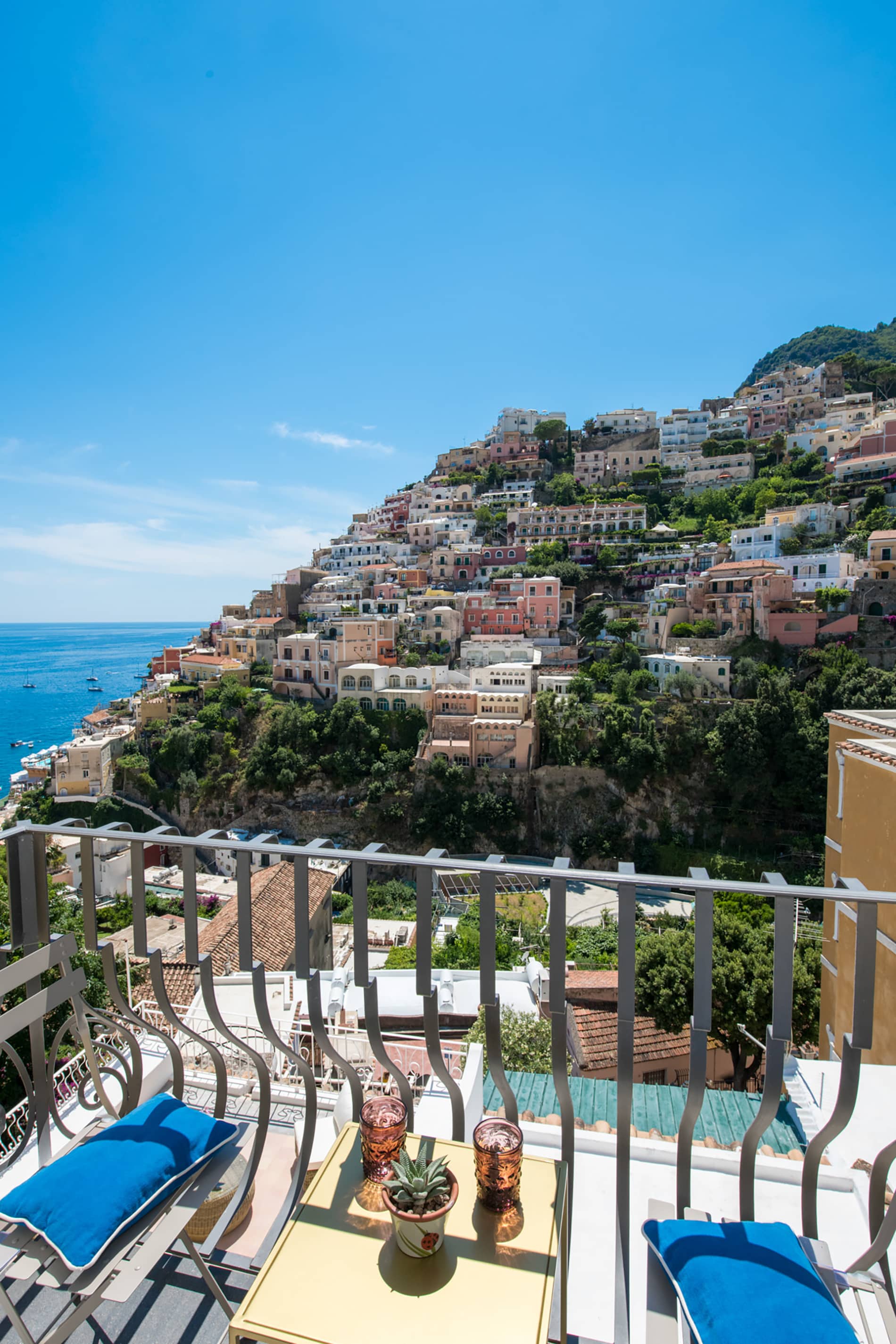 PuntaRè Holiday Villa in Positano for rent on the Amalfi Coast